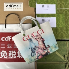 Gucci Shopping Bags